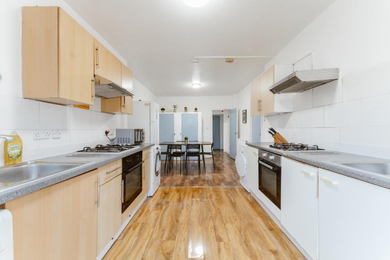 Upton Park Bedrooms 25 Min To * Londra