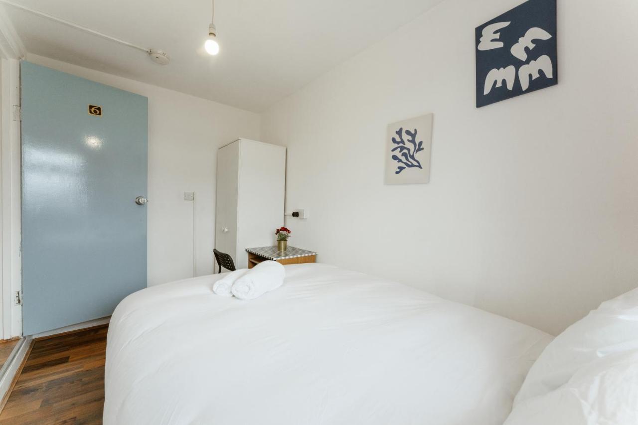 Upton Park Bedrooms 25 Min To Londra