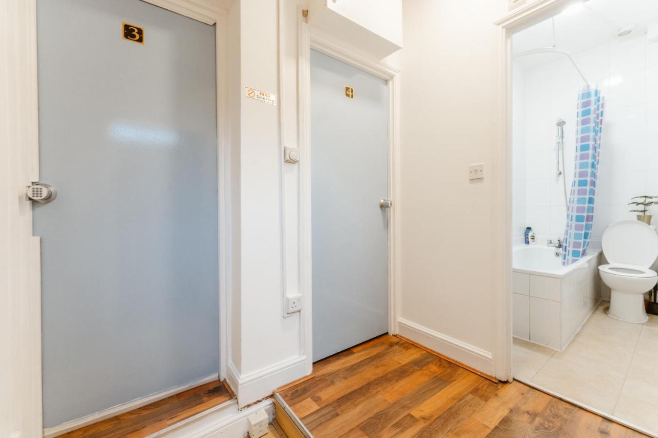Upton Park Bedrooms 25 Min To Pensiune Londra