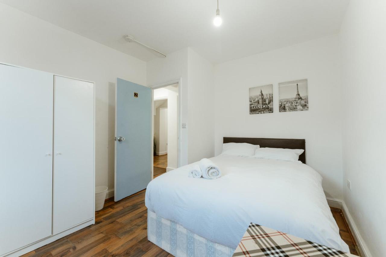 Pensiune Upton Park Bedrooms 25 Min To