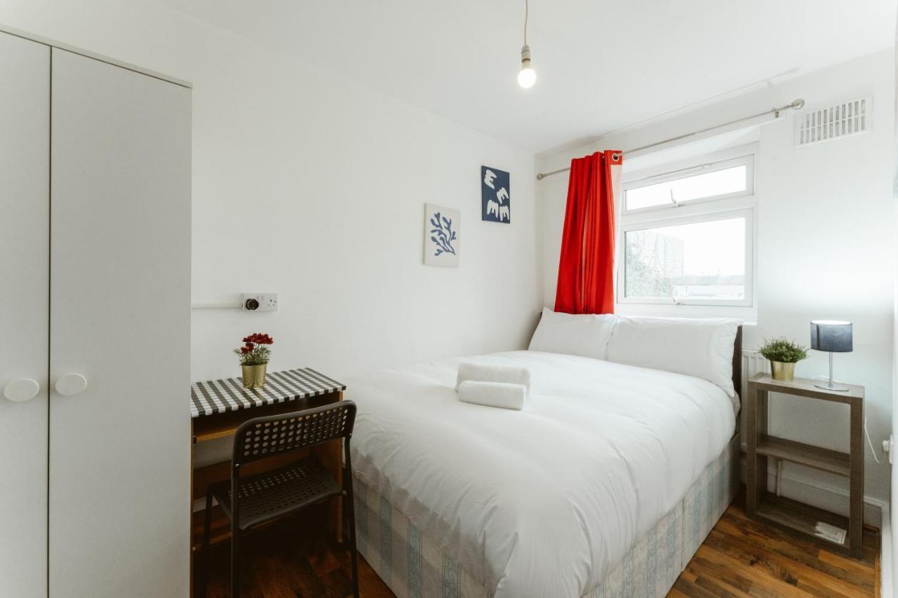 Upton Park Bedrooms 25 Min To Londra